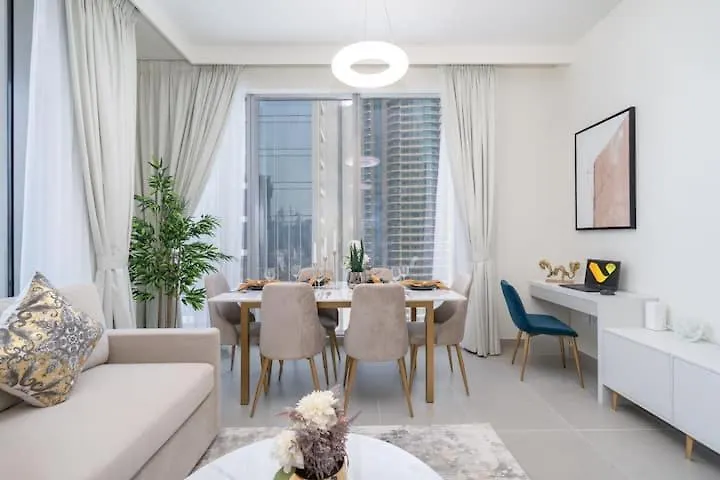 Apartment Vogue Downtown Forte Opera District By Emaar Dubai United Arab Emirates