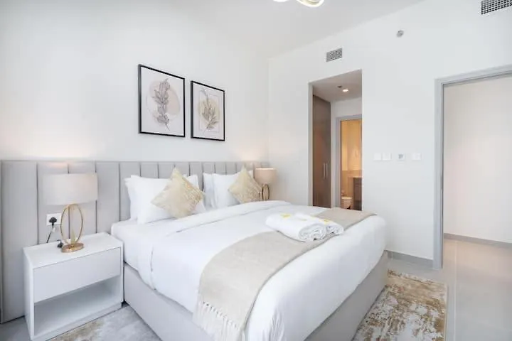 Vogue Downtown Forte Opera District By Emaar Dubai Apartment