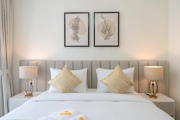 Apartment Vogue Downtown Forte Opera District By Emaar Dubai United Arab Emirates