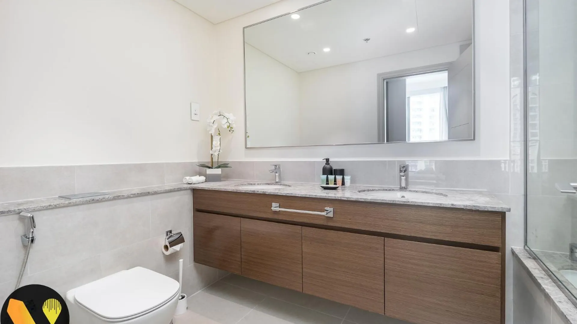 Apartment Vogue Downtown Forte Opera District By Emaar Dubai